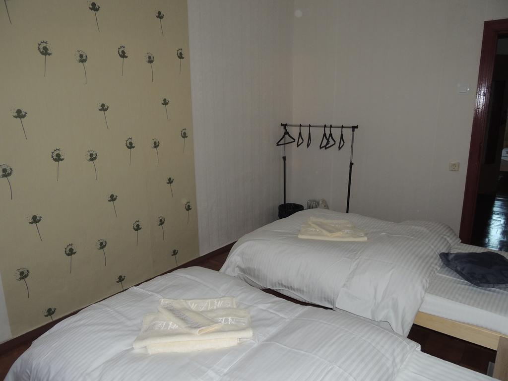 Kivilinna Homestay Lohkva Quarto foto